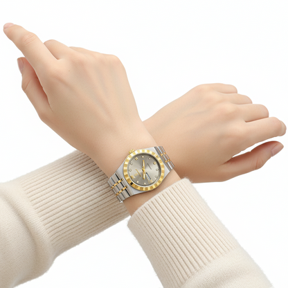 Social Women's Watch